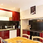 Casa de Férias La Boutique 2 à 4 Personnes Lacave (Lot)