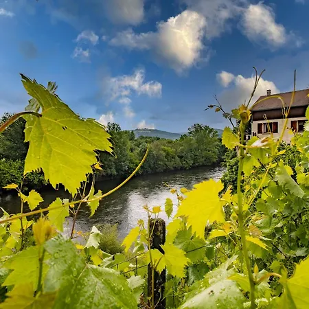 La Boutique 2 A 4 Personnes Сasa de vacaciones Lacave (Lot)