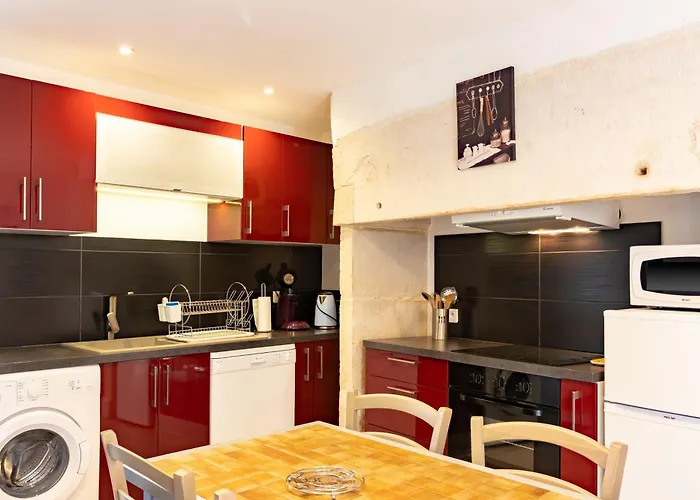 Ferienhaus La Boutique 2 A 4 Personnes Lacave (Lot)